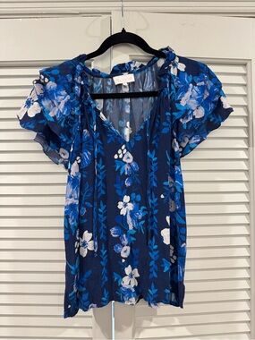 Alivia Simone Navy and Blue Floral V-Neck Short Sleeve Blouse